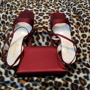 Small evening bag and heels